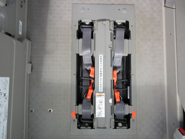 NISSAN NV350 CARAVAN 4WD 2020