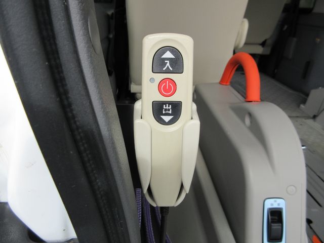 NISSAN NV350 CARAVAN 4WD 2020