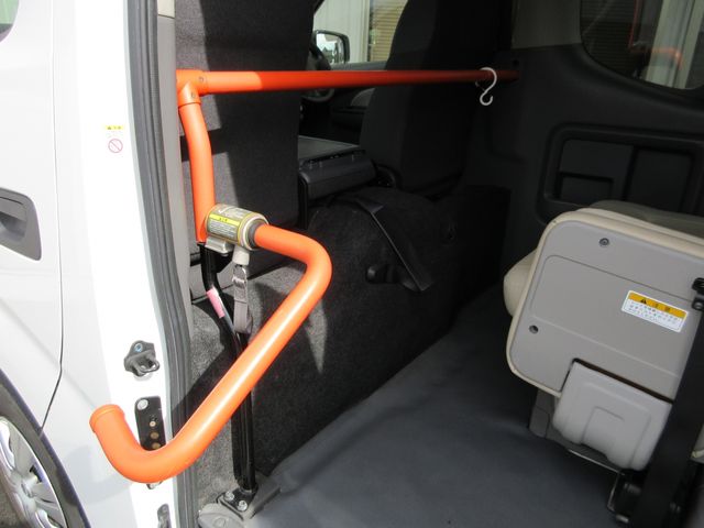 NISSAN NV350 CARAVAN 4WD 2020