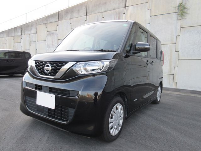 NISSAN ROOX 2021
