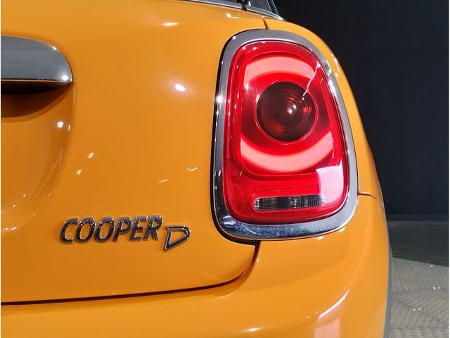 BMW BMW MINI COOPER D 5DOOR 2017