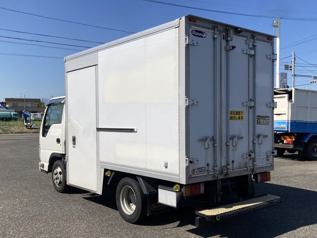 ISUZU ELF 2019