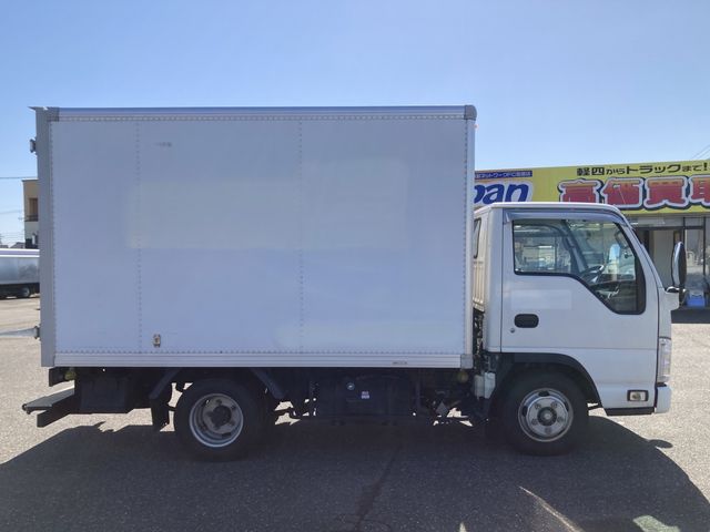 ISUZU ELF 2019