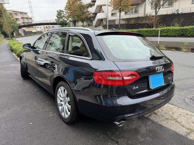 AUDI AUDI A4 AVANT 2014