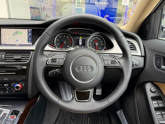 AUDI AUDI A4 AVANT 2014