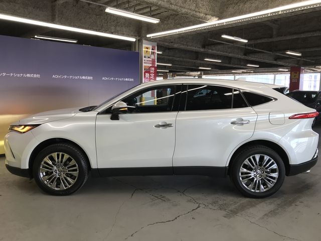 TOYOTA HARRIER HYBRID 2024