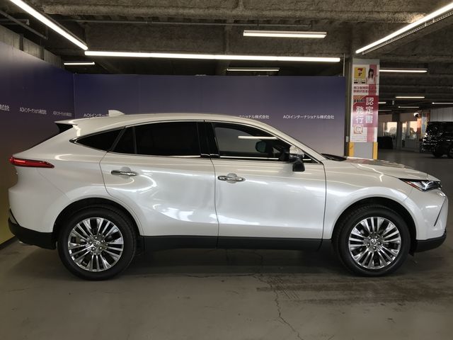 TOYOTA HARRIER HYBRID 2024
