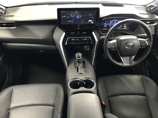 TOYOTA HARRIER HYBRID 2024