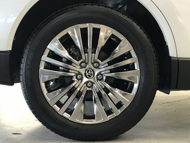 TOYOTA HARRIER HYBRID 2024