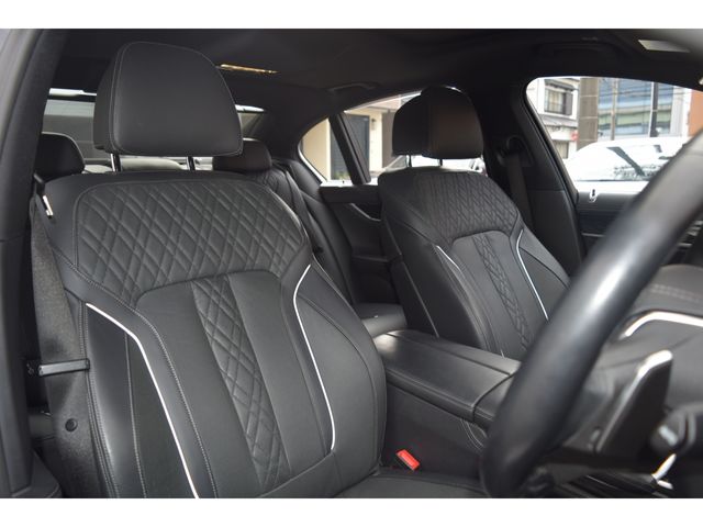 BMW BMW 7series 2017