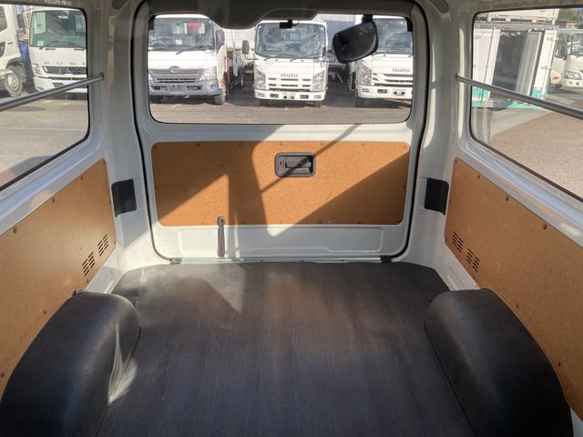 TOYOTA HIACE van 1.25t 2WD 2020