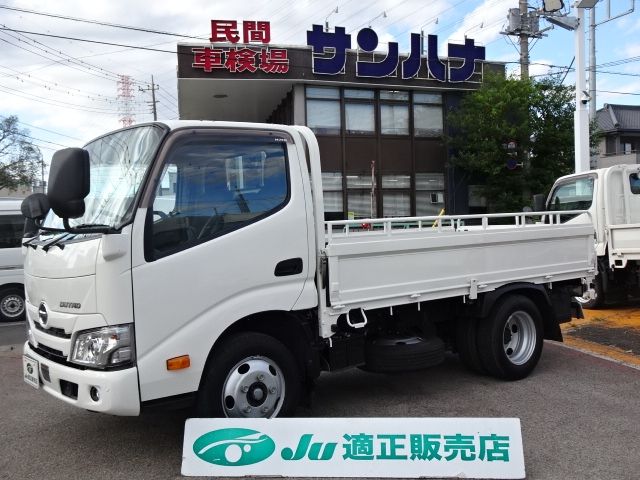 HINO DUTRO 2022