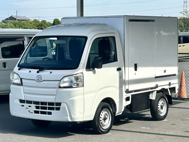 DAIHATSU HIJET truck 4WD 2015