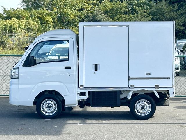 DAIHATSU HIJET truck 4WD 2015