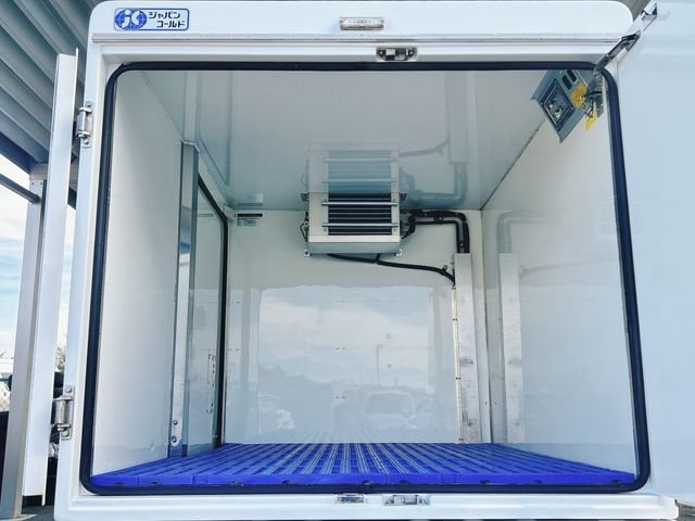 DAIHATSU HIJET truck 4WD 2015