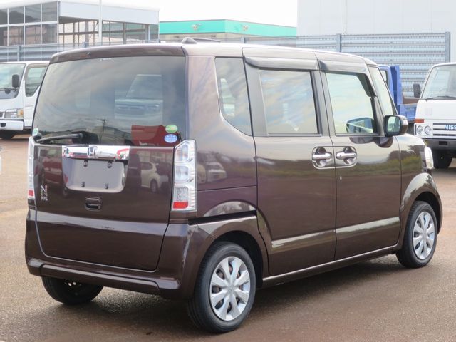 HONDA N BOX 2015