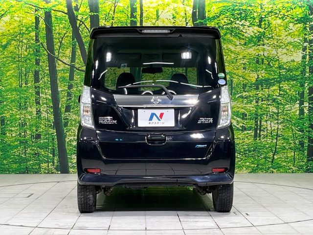 NISSAN DAYZ ROOX 2014