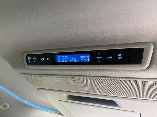 TOYOTA ALPHARD hybrid 4WD 2015