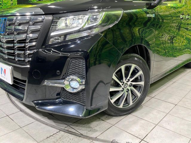 TOYOTA ALPHARD hybrid 4WD 2015