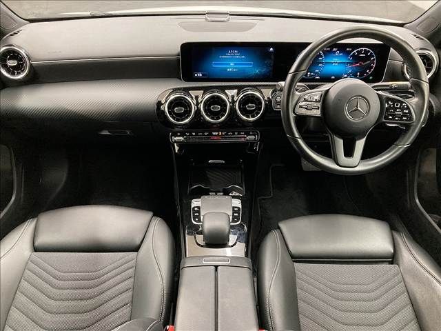 MERCEDES BENZ MERCEDES BENZ A class 2018