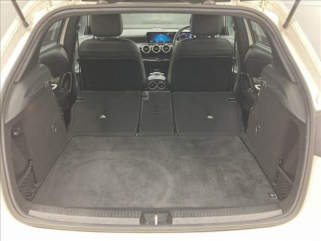 MERCEDES BENZ MERCEDES BENZ A class 2018