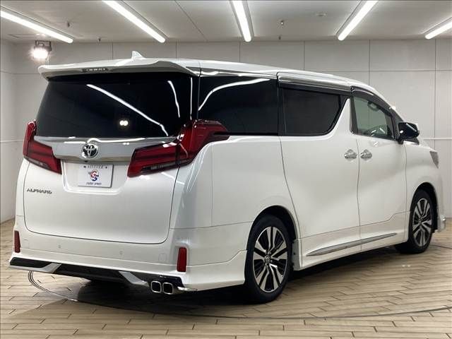 TOYOTA ALPHARD 2022