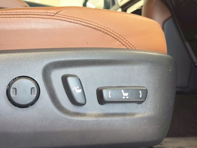 TOYOTA LANDCRUISER PRADO 2022