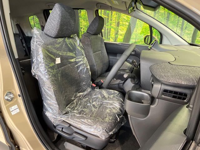 TOYOTA SIENTA HYBRID 2025