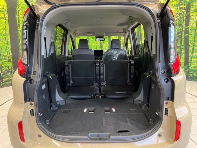 TOYOTA SIENTA HYBRID 2025