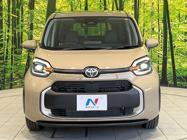 TOYOTA SIENTA HYBRID 2025