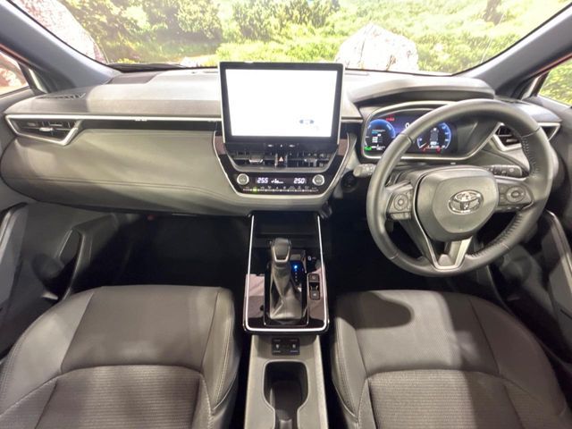 TOYOTA COROLLA CROSS HYBRID 2025