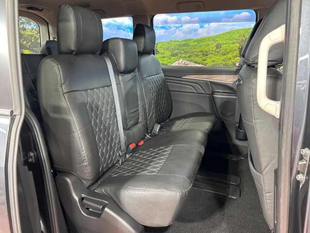 MITSUBISHI DELICA D:5 4WD 2023