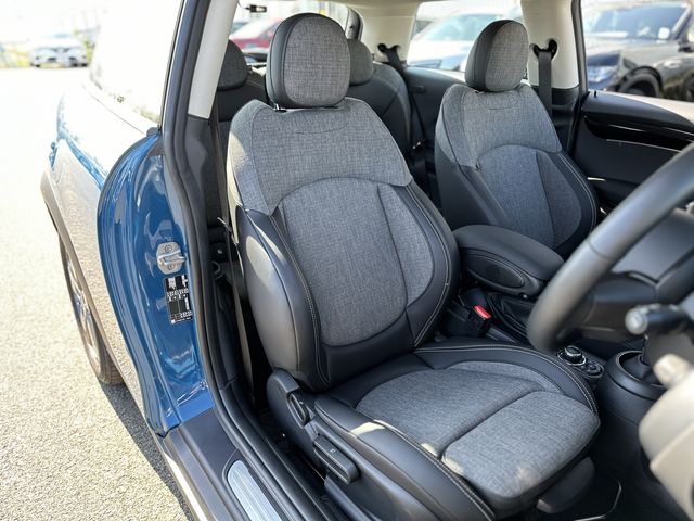 BMW MINI COOPER D 2023