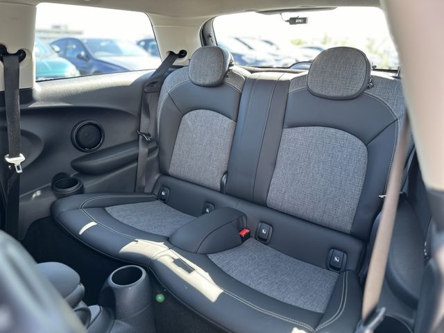 BMW MINI COOPER D 2023