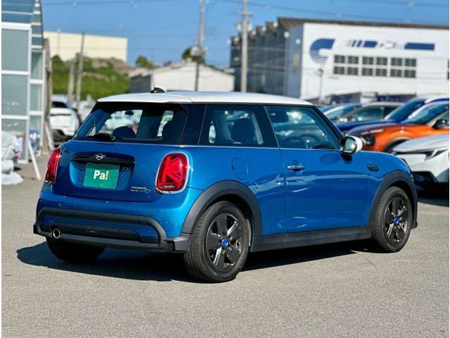 BMW MINI COOPER D 2023