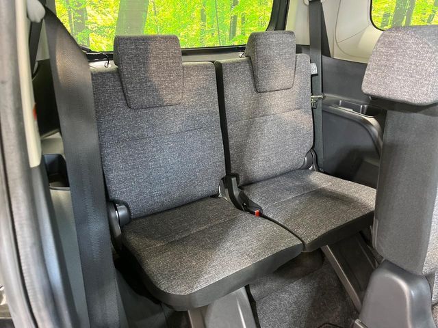 TOYOTA SIENTA HYBRID 2023