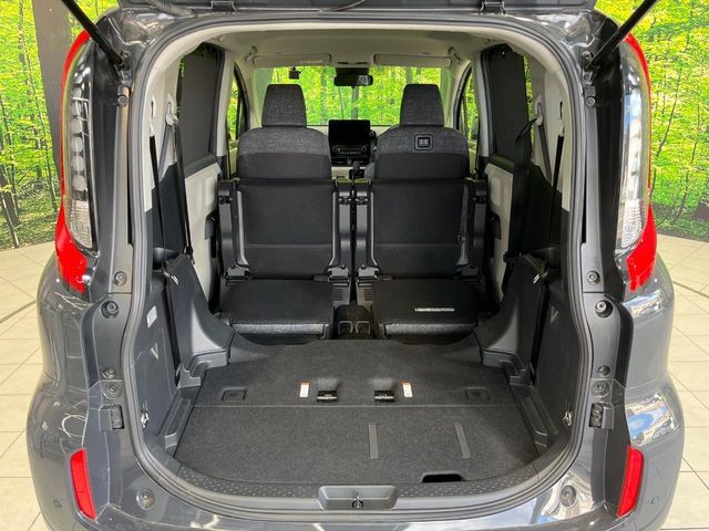 TOYOTA SIENTA HYBRID 2023