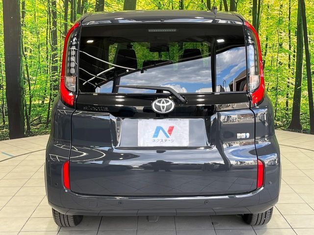 TOYOTA SIENTA HYBRID 2023