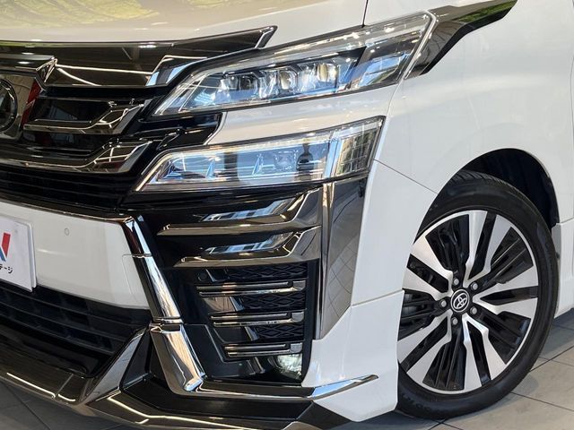 TOYOTA VELLFIRE 2019