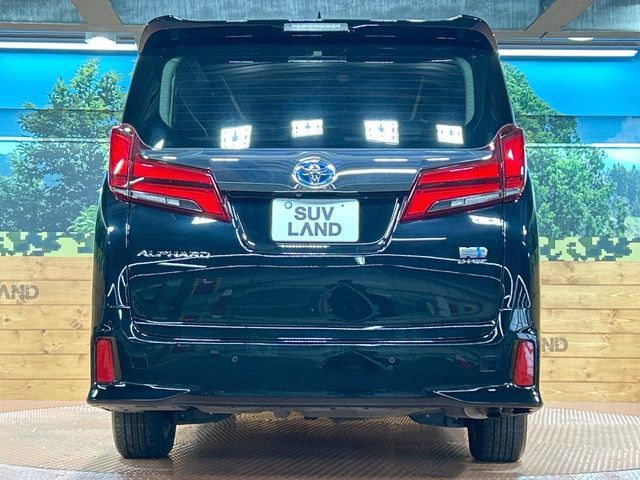 TOYOTA ALPHARD hybrid 4WD 2022