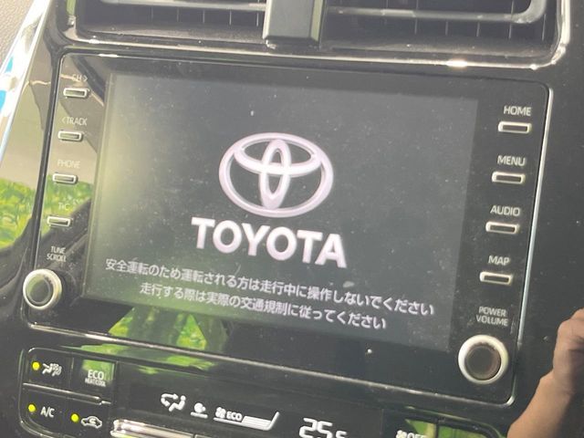 TOYOTA PRIUS 2021