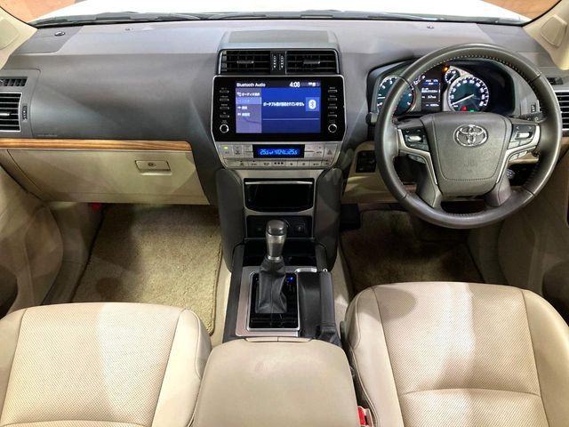 TOYOTA LANDCRUISER PRADO 2023