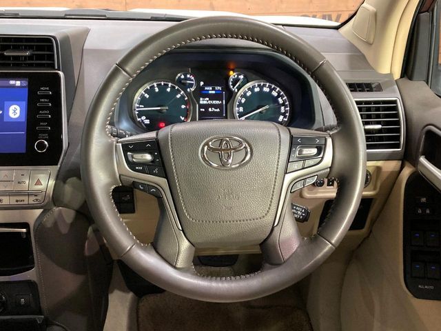 TOYOTA LANDCRUISER PRADO 2023