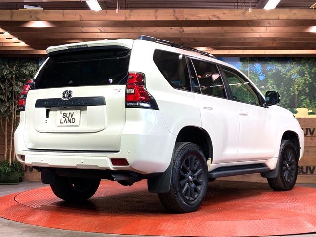 TOYOTA LANDCRUISER PRADO 2023