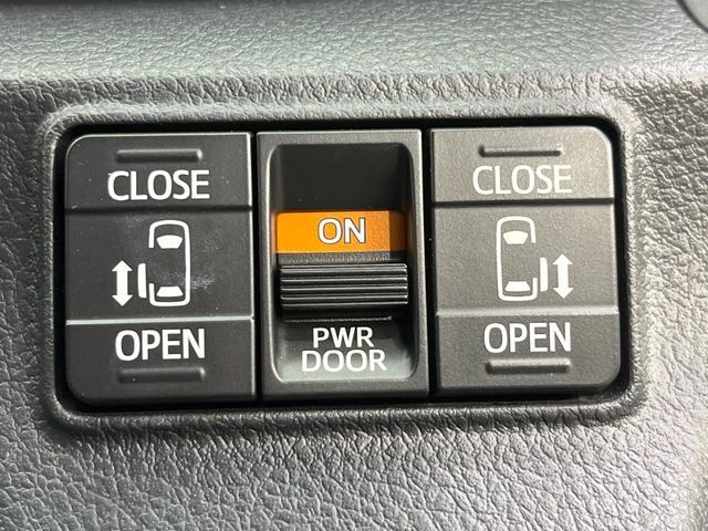 TOYOTA SIENTA HYBRID 2020