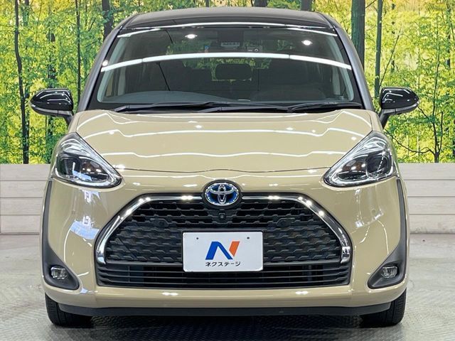 TOYOTA SIENTA HYBRID 2020