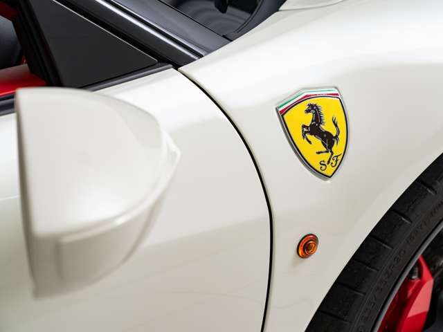 FERRARI FERRARI 458 Italia 2010