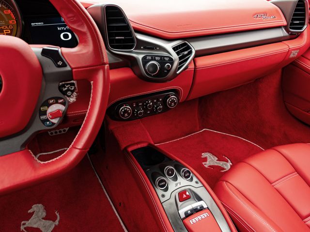 FERRARI FERRARI 458 Italia 2010