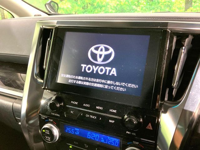 TOYOTA ALPHARD hybrid 4WD 2021