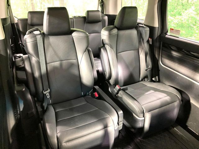 TOYOTA ALPHARD hybrid 4WD 2021